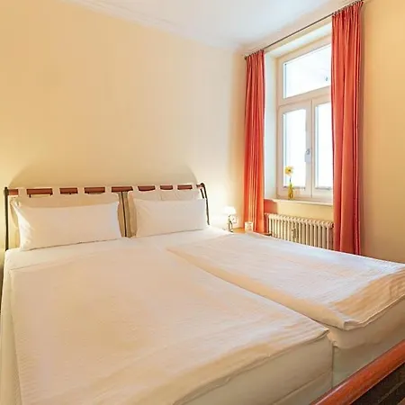 Strandvilla Aegir Mit Ostseeblick Binz Exterior photo